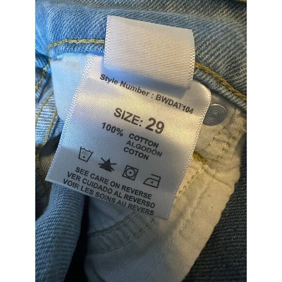 Betro Simone Size 29 Light Wash Distressed Button Fly Ankle Denim Jeans - Picture 7 of 7